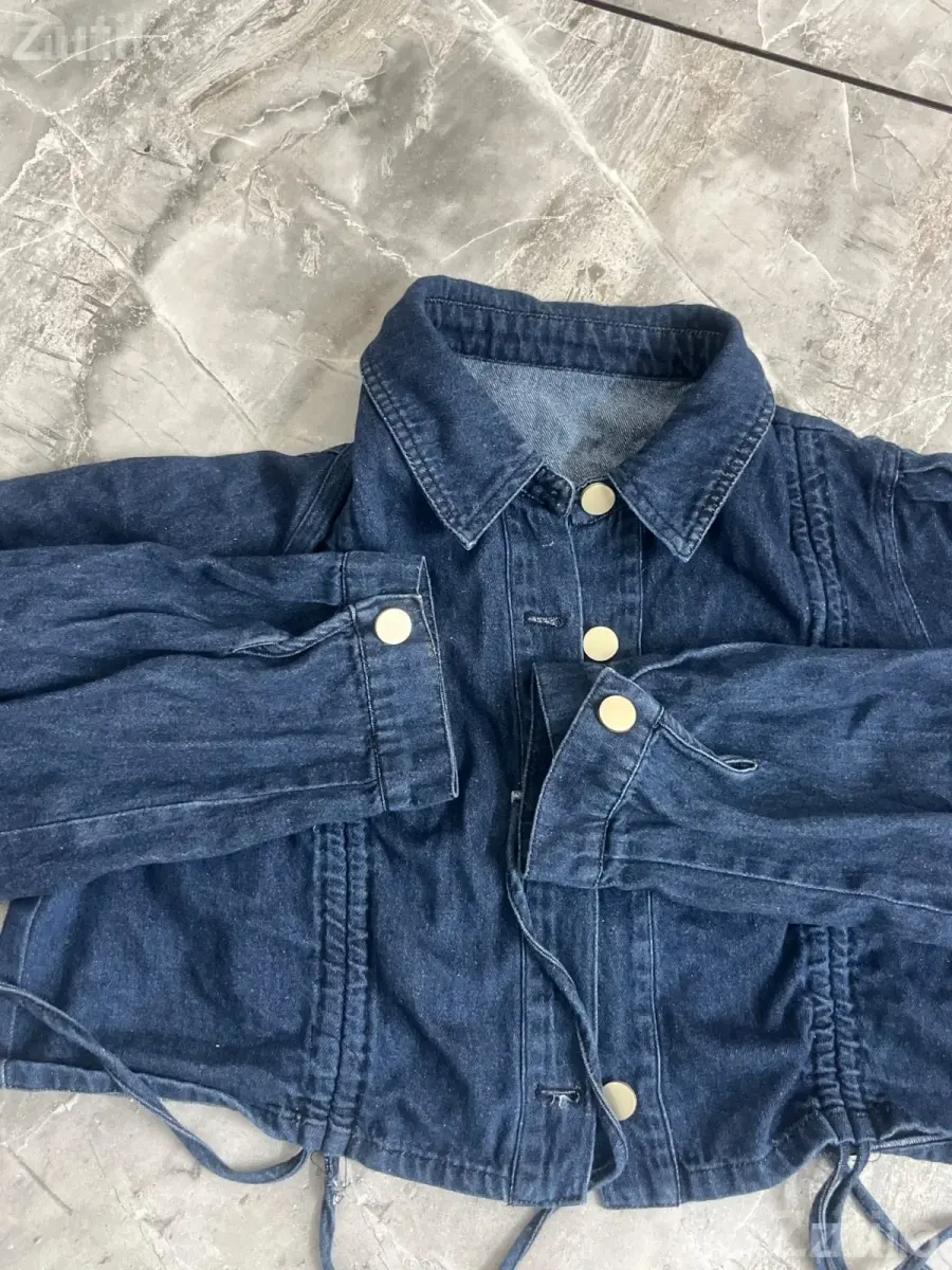 Denim jecket - મહિલાઓના કપડા - અમદાવાદ શહેર - Image 4