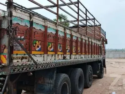 12 Wheeler Cargo Truck 2011-12 12 Wheeler Cargo Truck 2011-12