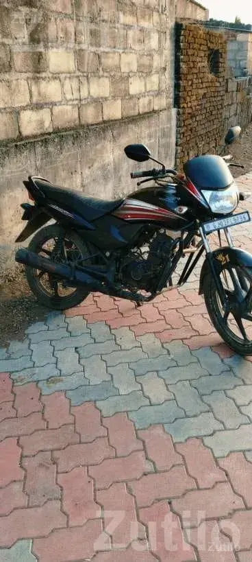 Hero Honda Dream Yuga 2013-14 Bike - Bikes - Jamkandorna - Image 2