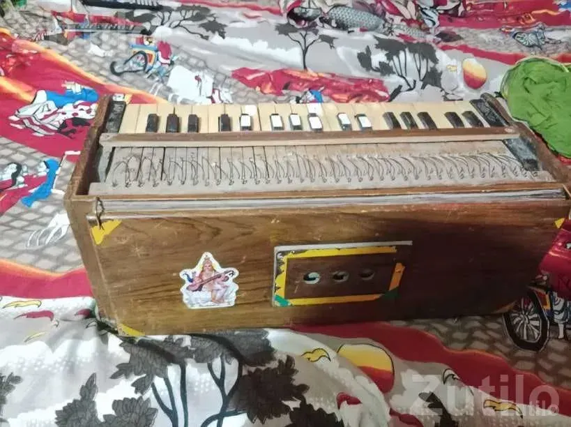 Wooden Harmonium Musical Instrument - સંગીત સાધનો - કેશોદ - Image 3