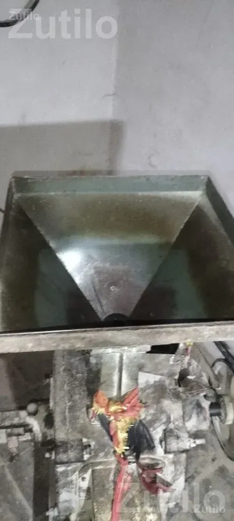 16 Inch Ghar Ghanti Flour Mill with Motor - Machinery - Surat City - Image 3