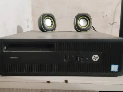 HP ProDesk Desktop PC with Speakers HP ProDesk Desktop PC with Speakers