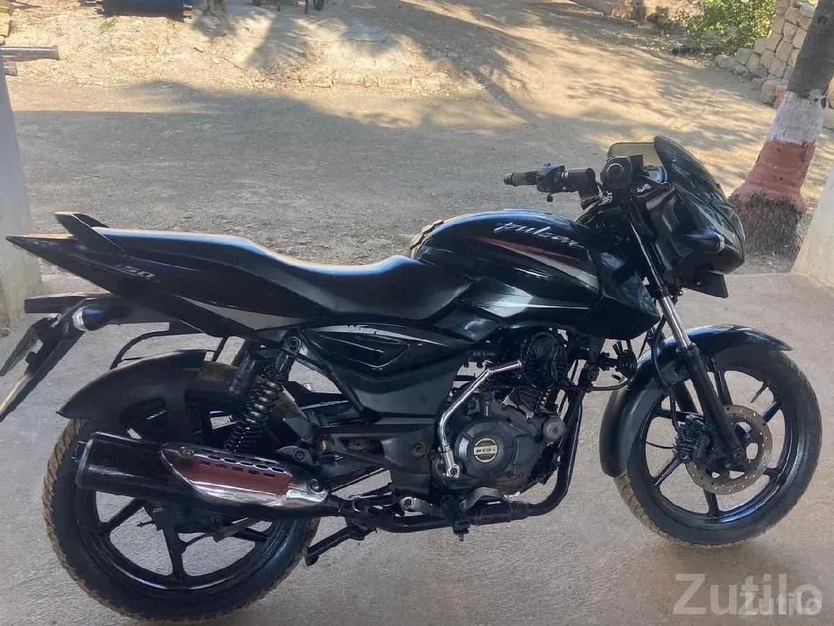 Bajaj Pulsar 150 Black 2018 Bike - Bikes - Bhanvad - Image 2