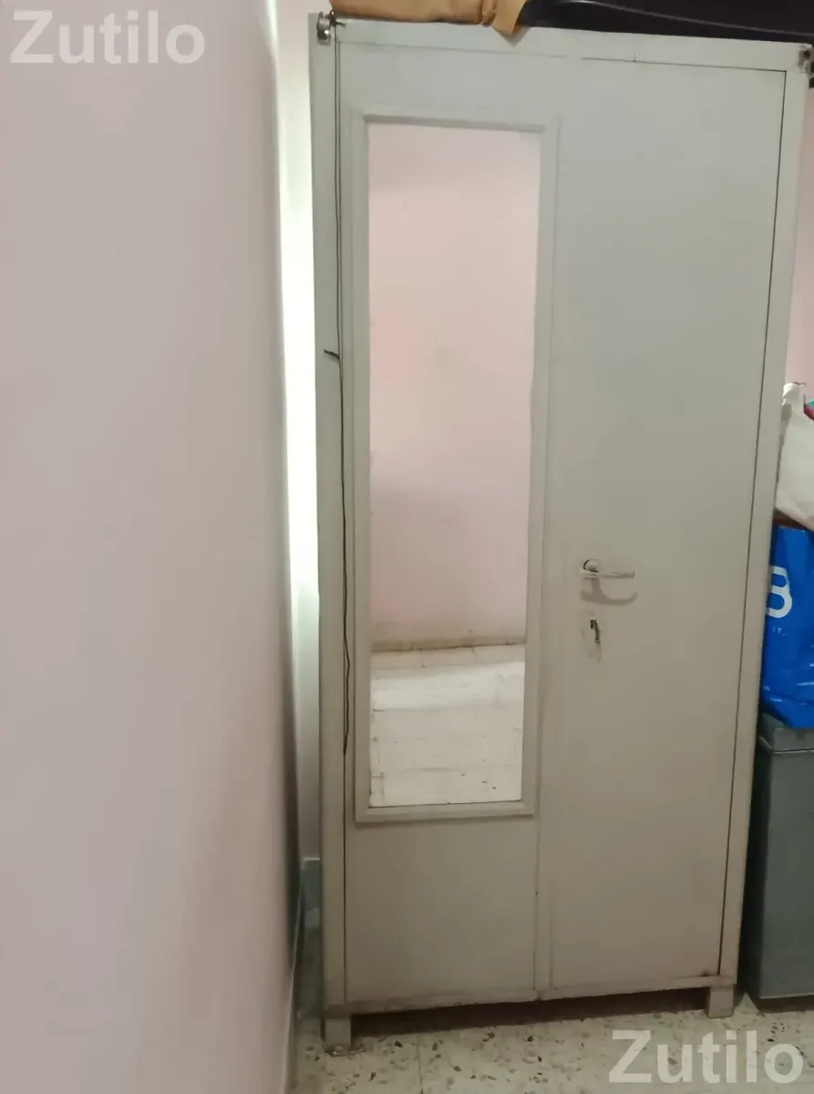 Bed with mattress, Dressing table and Wardrobe - પલંગ અને ગાદલા - અમદાવાદ શહેર - Image 4