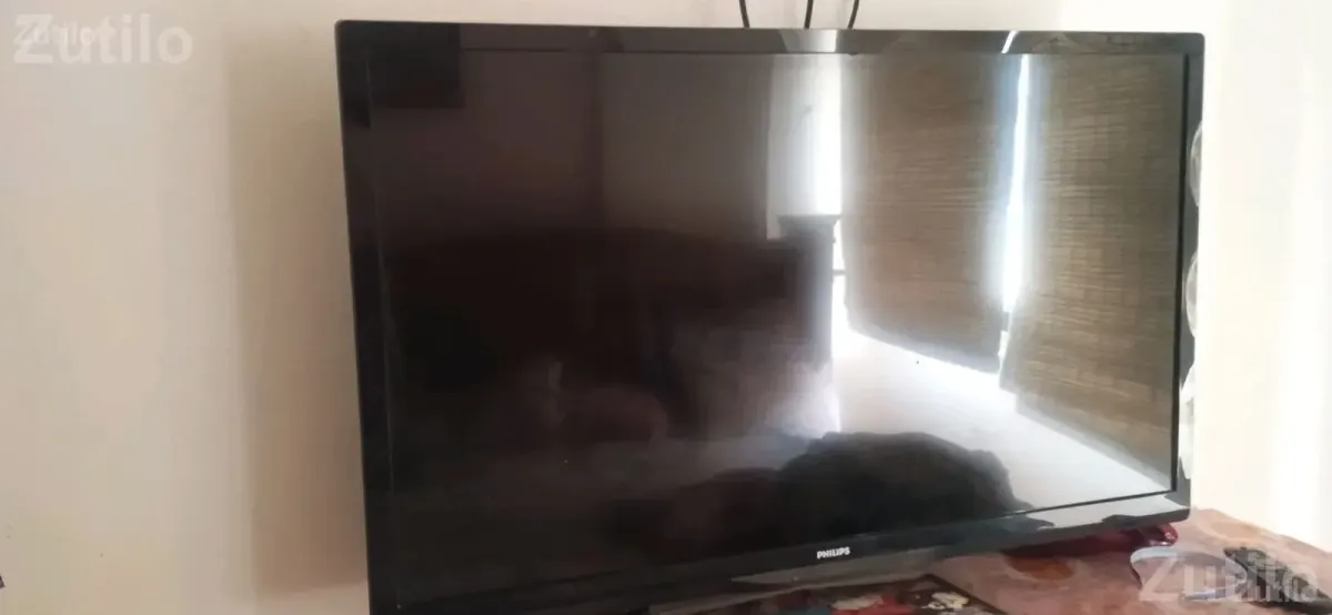 Philips 39 Inch TV in Working Condition - TVs - Vadodara City - Image 2