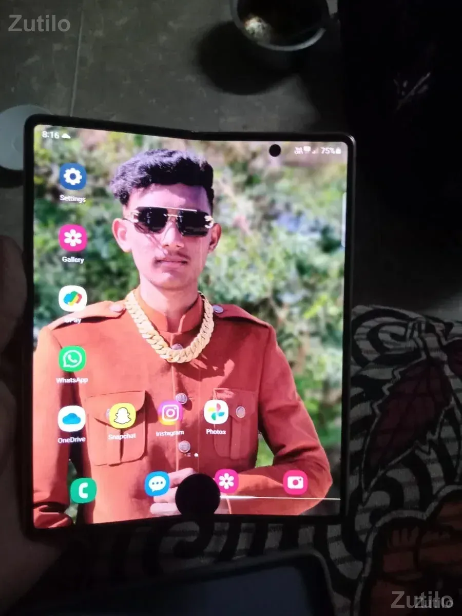 Samsung z fold 2 - Mobile Phones - Godhra - Image 3