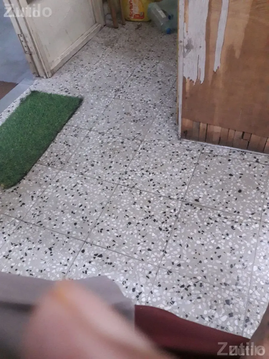 2 Room Hall Flat with 2 Bathrooms on 4th Floor - House for Sale - Ahmedabad City - Image 1
