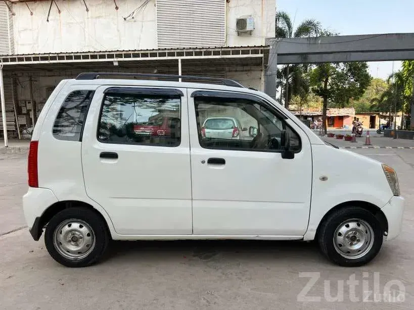 Maruti WagonR LXI CNG 2010 - કાર - વડોદરા શહેર - Image 2