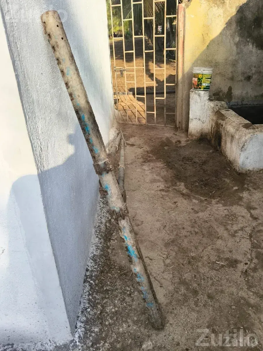 Used Heavy Iron Pipe Frame 2 Var - Tools & Hardware - Dhokadva - Image 2