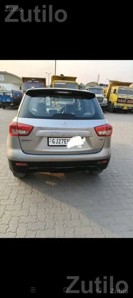 Maruti Suzuki Vitara Brezza VDi 2018 - Cars - Ahmedabad City - Image 4