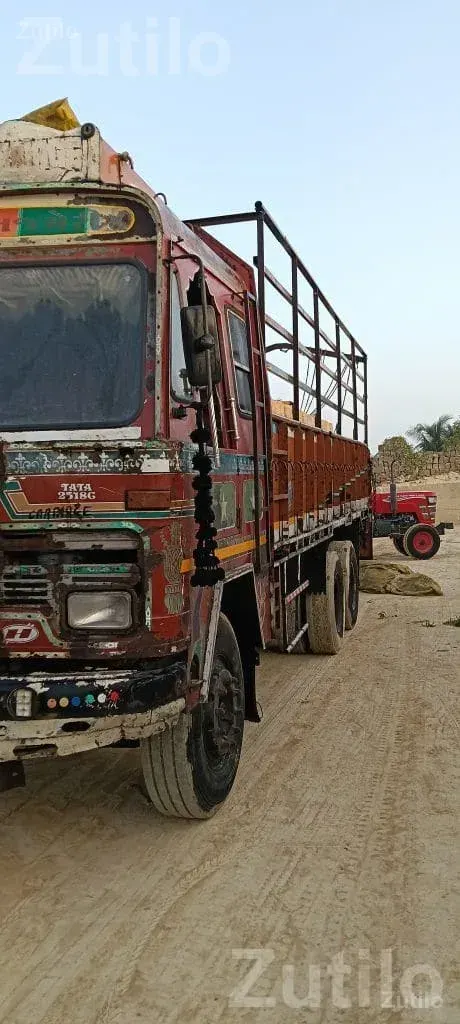 2012 Tata Cargo Truck - ટ્રક અને લોરી - માંગ્રોળ - Image 3