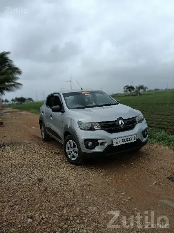 Renault Kwid With Touchscreen & AC Interior - Cars - Kalyanpur - Image 3
