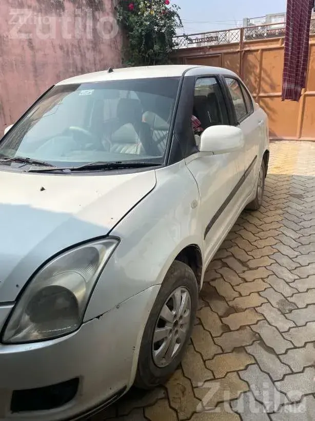 Maruti Suzuki Swift Dzire ZXi 2009 - Cars - Jamjodhpur - Image 4
