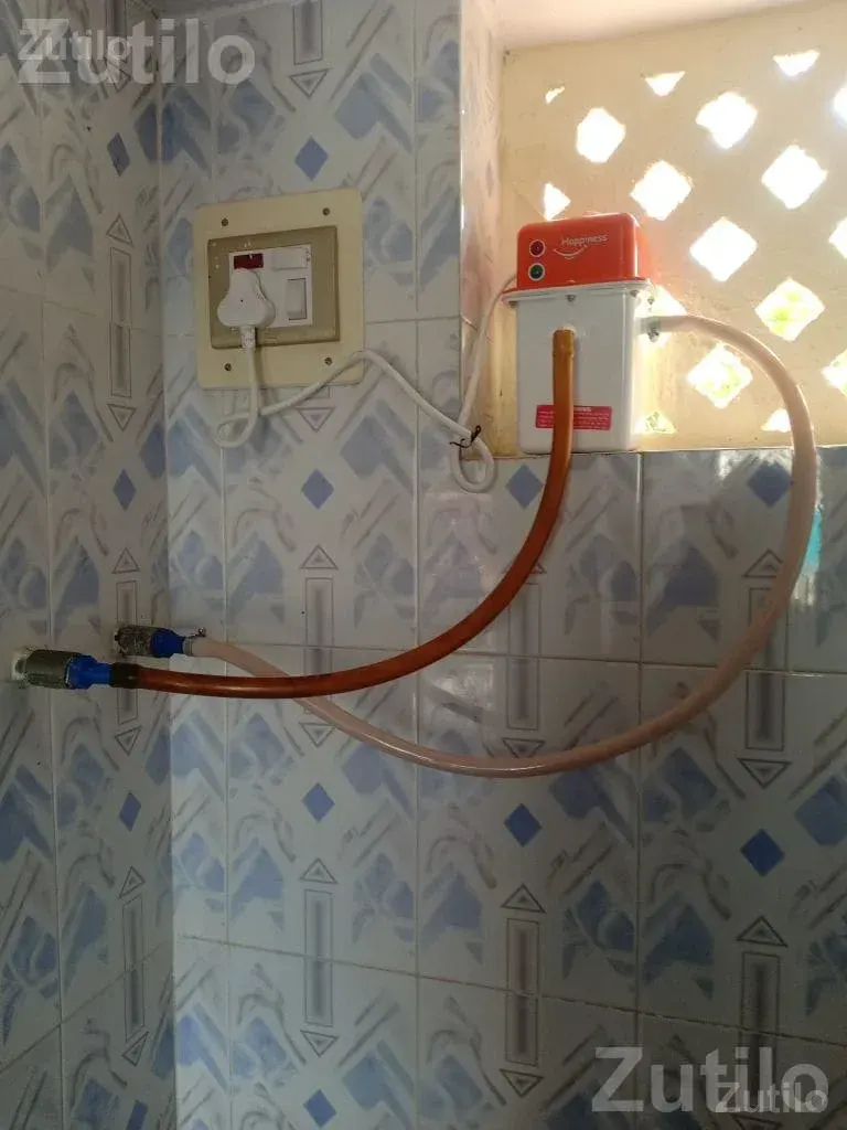Portable Instant Geyser 3000W Water Heater - ગીઝર / પાણી હીટર - ભાવનગર શહેર - Image 2