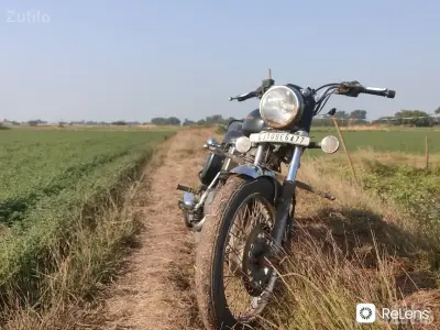 Royal Enfield Bullet Electra 350 BS3 Royal Enfield Bullet Electra 350 BS3