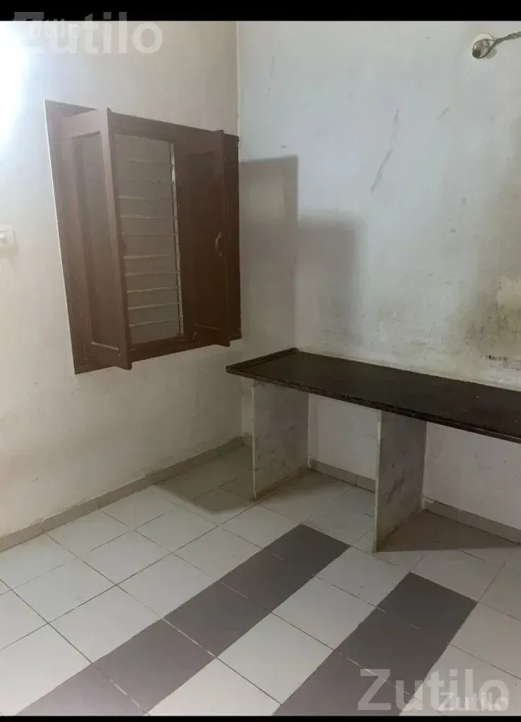 1 Room Kitchen for Rent for Girls - House for Rent - Rajkot City - Image 3