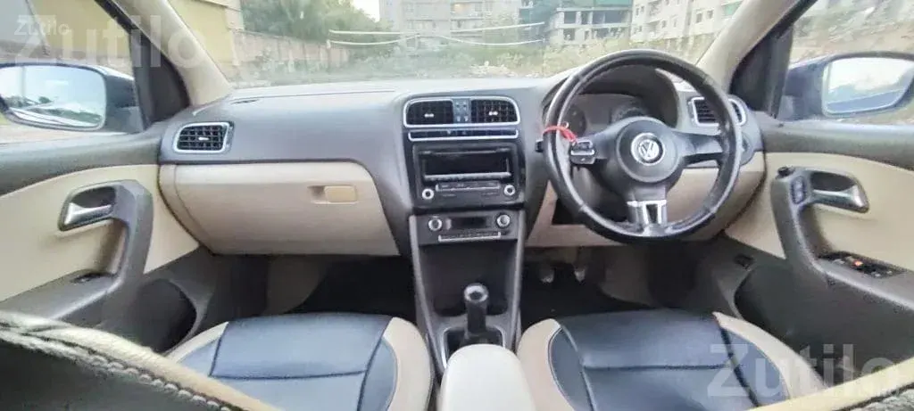 Volkswagen Vento Highline 1.6 TDI 2013 - Cars - Daskroi - Image 2