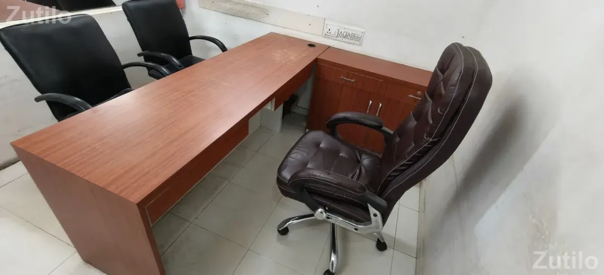 Office Table and Chairs - Desks, Office & Commercial Furniture - Ahmedabad City - Image 3