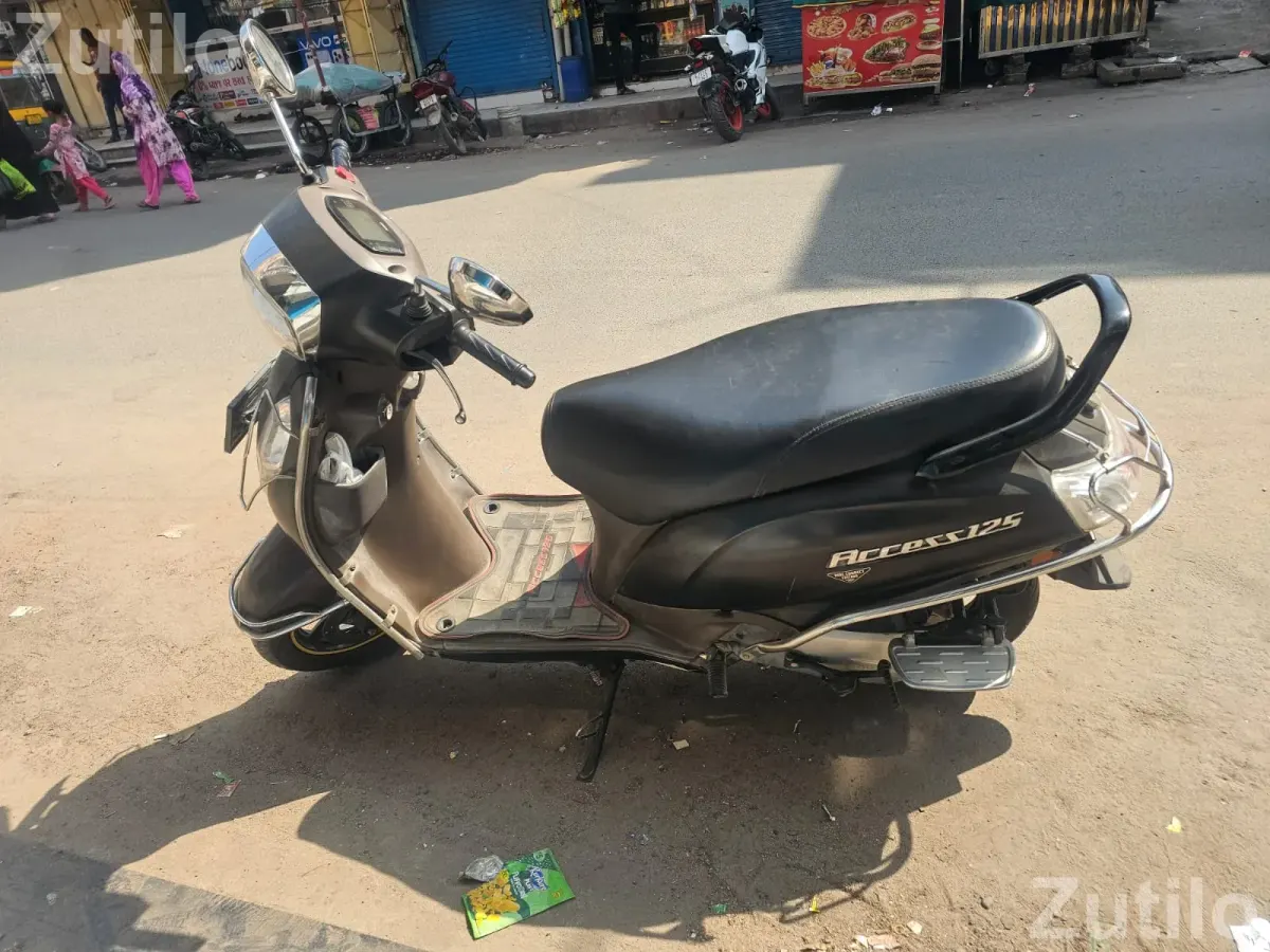 Suzuki access 125 disc bt - Bikes - Godhra - Image 4