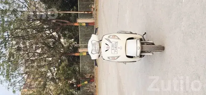 Suzuki Access 125 2013 White 1st Owner - બાઇક્સ - અમદાવાદ શહેર - Image 5