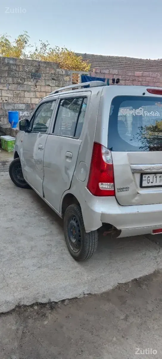 2012 - કાર - મેન્ડરડા - Image 4