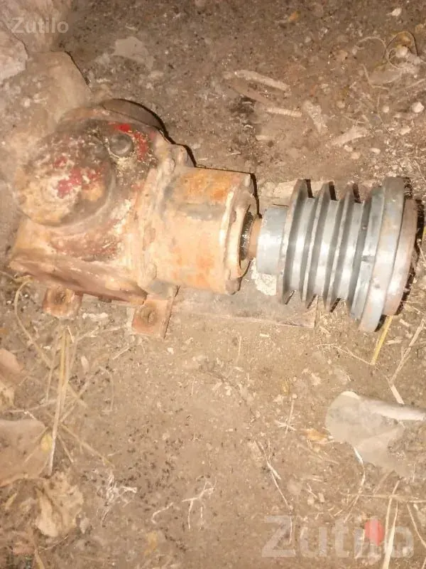 Used 17x27 Gear Box 540 RPM Industrial Unit - Industrial Spare Parts - Bagvadar - Image 2