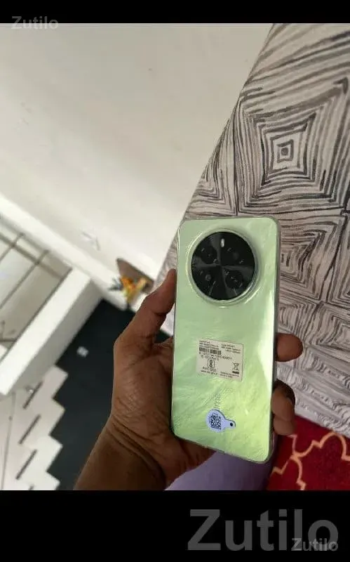 Realme P1 Speed 5G with 45W Fast Charger - મોબાઇલ ફોન - અમદાવાદ શહેર - Image 3