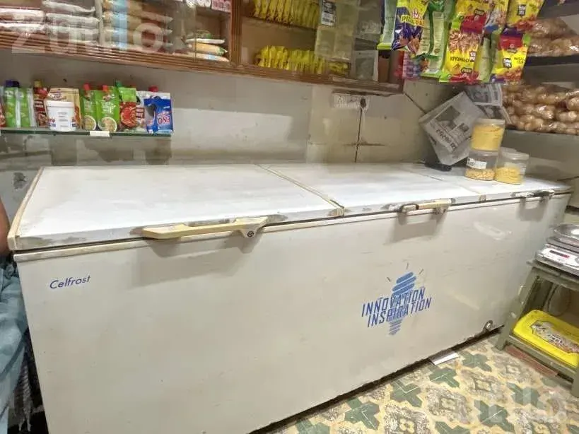 Celfrost 3 Door Commercial Refrigerator - ફ્રિજ - સુરત શહેર - Image 3