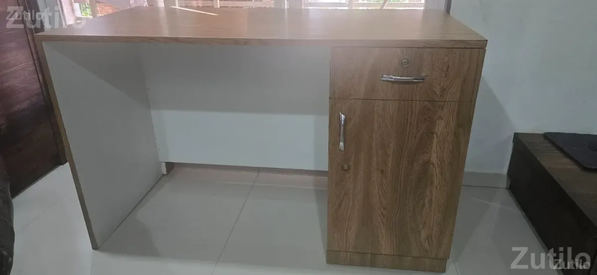Office/study table made of waterproof plywood with chair - ઓફિસ ફર્નિચર - અમદાવાદ શહેર - Image 3
