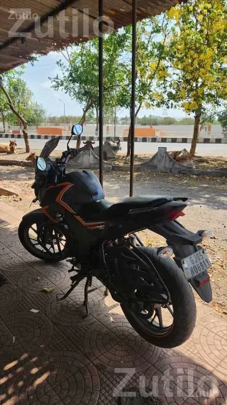 Honda CB Hornet 160R 2017 Bike - બાઇક્સ - સુરત શહેર - Image 2