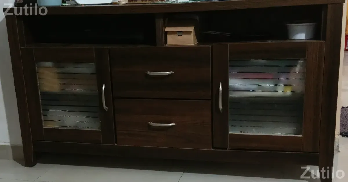 Wooden cupboard unit ( Engineered) - વોર્ડરોબ, કબાટ અને સ્ટોરેજ - દસ્ક્રોઇ - Image 3