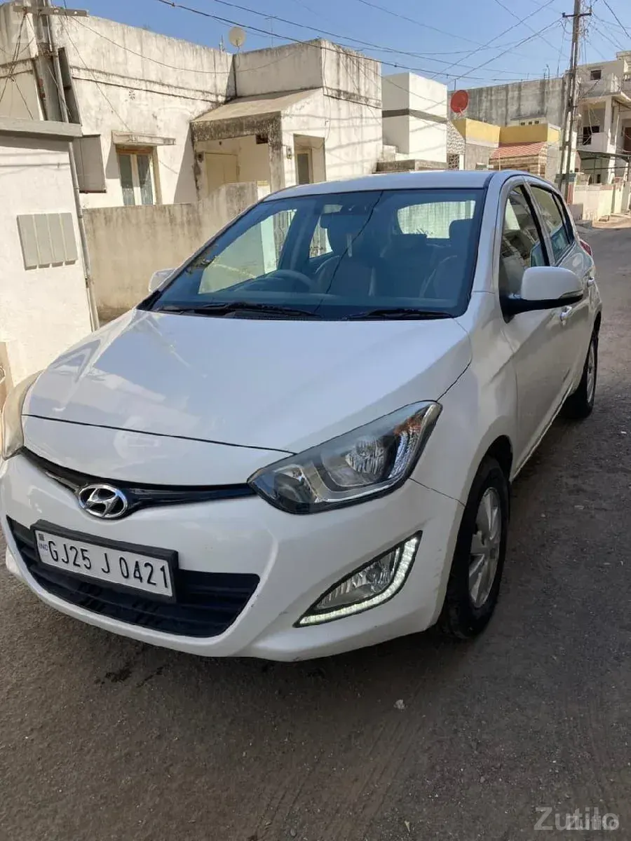 i20 વેચવાની છે - Cars - Junagadh City - Image 2