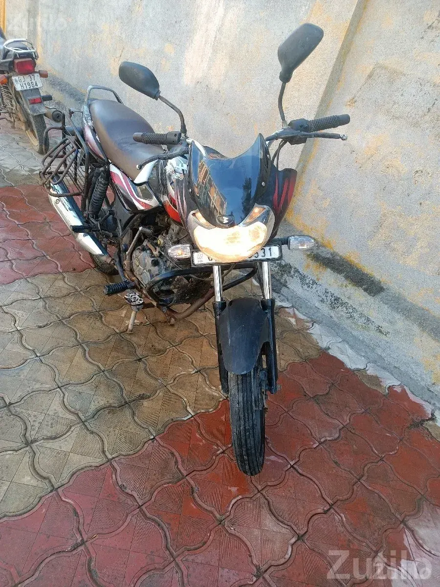 Bajaj Discover 2011 Used Bike for Sale - બાઇક્સ - કલ્યાણપુર - Image 2