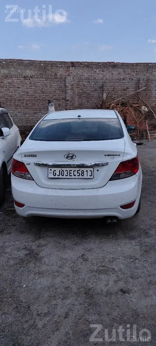 Hyundai Verna Fluidic CNG Sedan - કાર - વલ્લભીપુર - Image 3