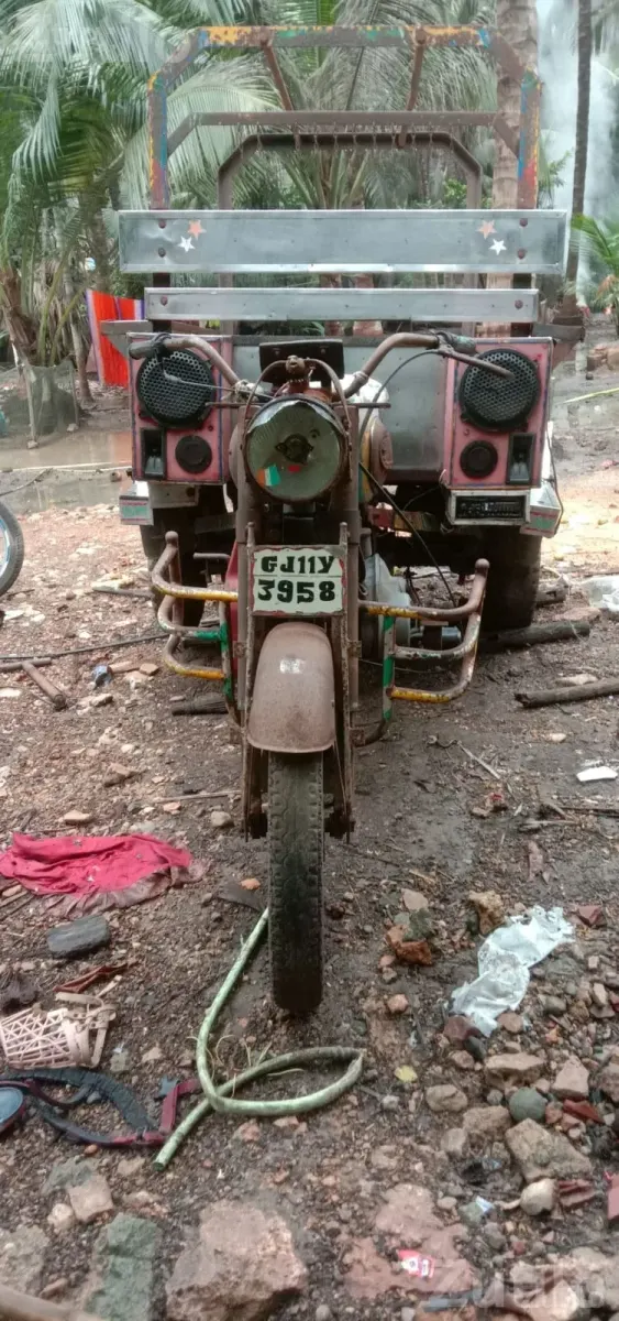 2010 Auto Rickshaw for Sale - Auto Rickshaws - Junagadh City - Image 2