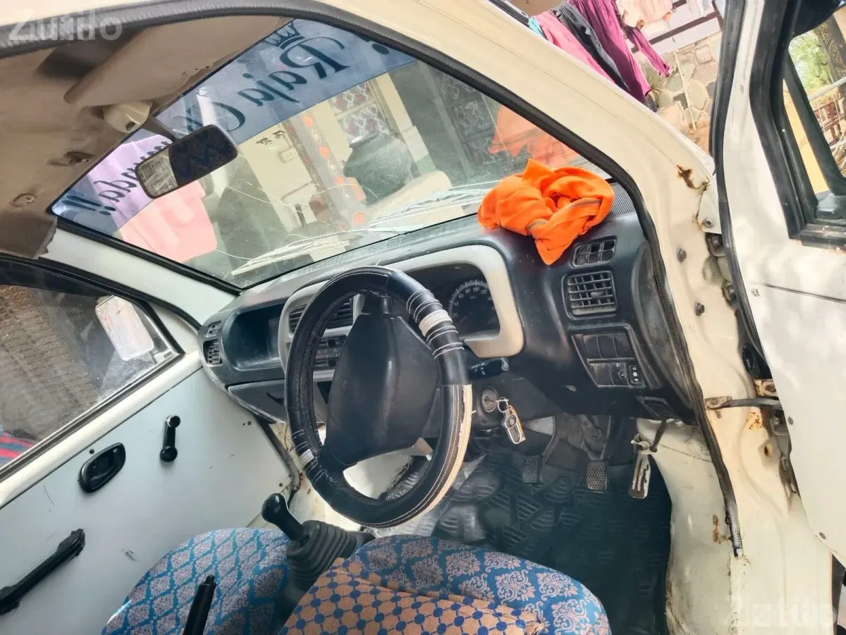 Maruti Suzuki Eeco 2017/18, 4th Owner - Cars - Vadodara City - Image 5