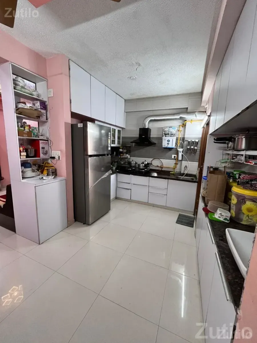Fully furnished flat for sale 🏠 - House for Sale - Ahmedabad City - Image 2