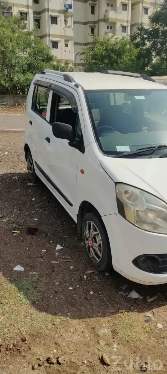 Maruti Suzuki WagonR White – Like New - કાર - જામજોધપુર - Image 4
