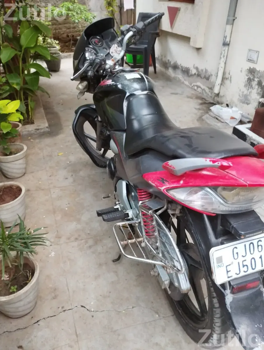 Hero CBZ extreme - Bikes - Vadodara City - Image 4