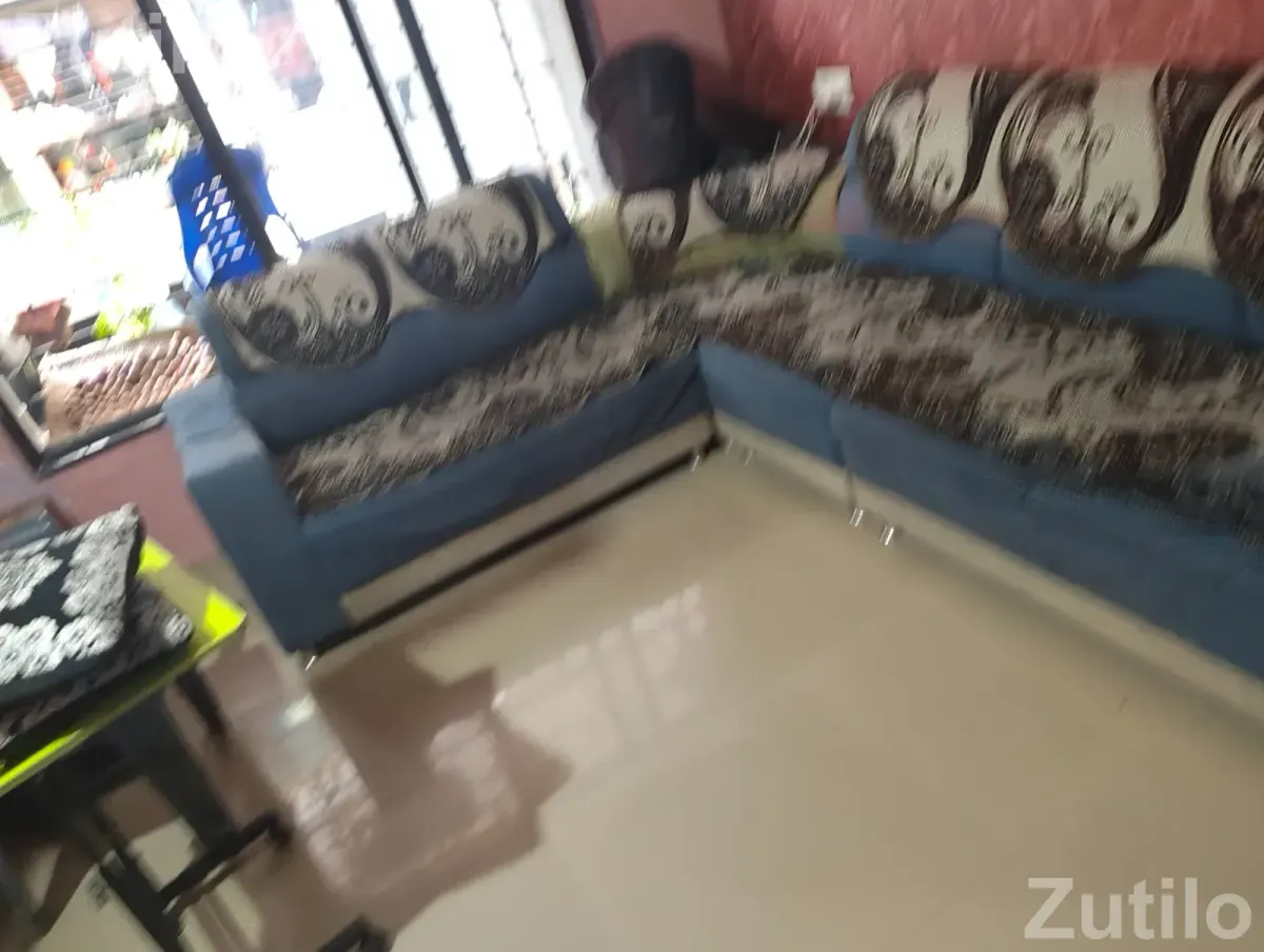 7 Seater Sofa Set for Sale - સોફા સેટ અને કાઉચ - સુરત શહેર - Image 3