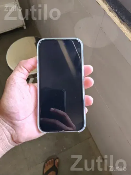 Apple iPhone 15 128GB with Box and Charger - મોબાઇલ ફોન - કેશોદ - Image 2