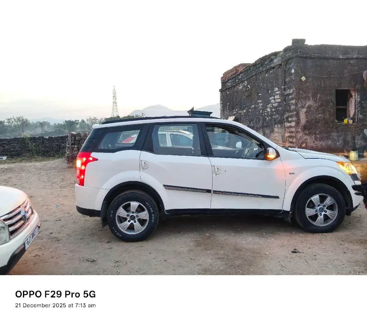 XUV w8 - Cars - Bhanvad - Image 2