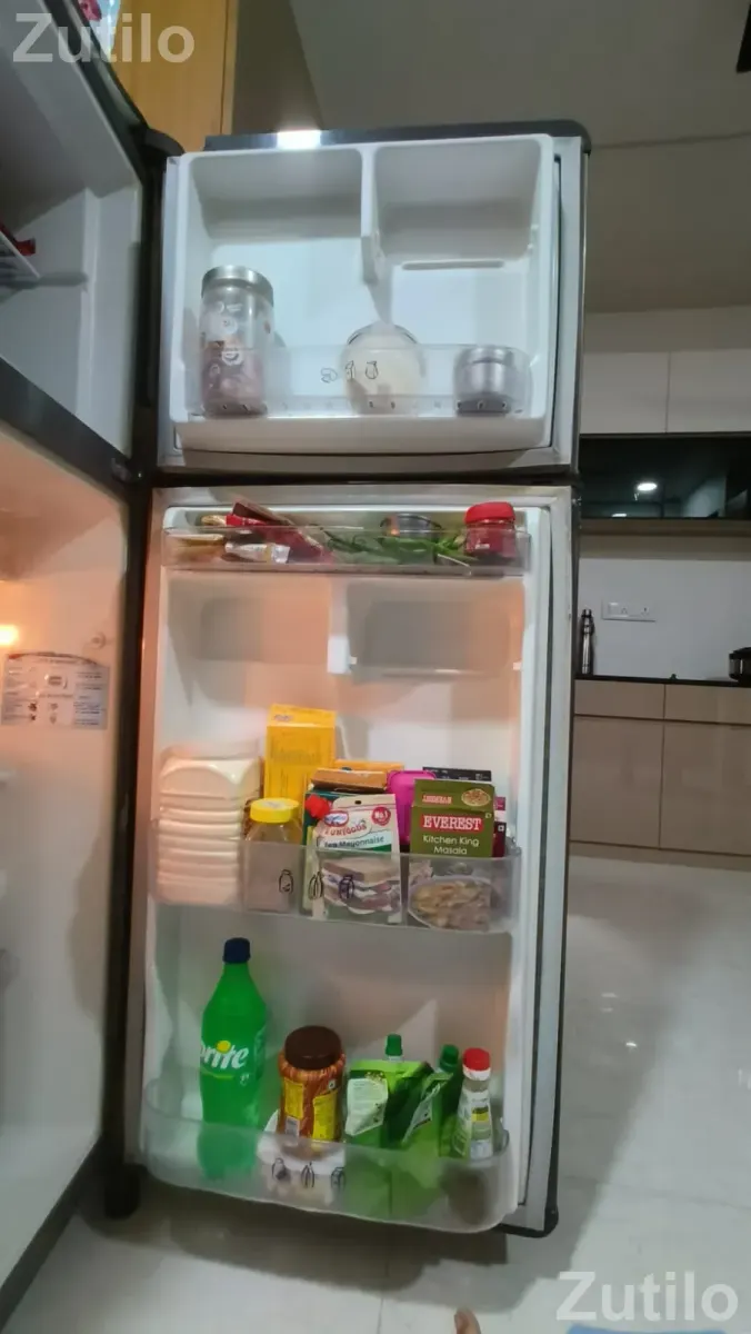 Refrigerator Whirlpool - Refrigerators - Ahmedabad City - Image 4