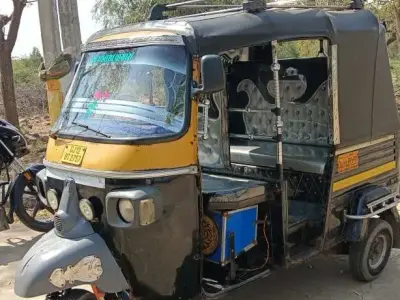 2016 Model Auto Rickshaw 2016 Model Auto Rickshaw