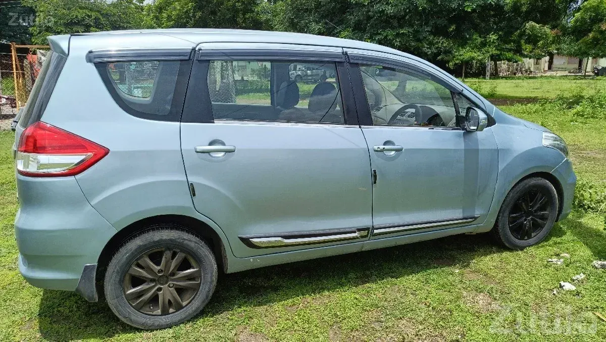 Maruti Ertiga ZDI+ Diesel 2017/18 Blue - કાર - જામજોધપુર - Image 2