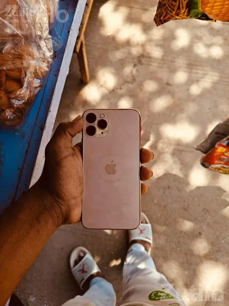 Apple iPhone 11 Pro with New Battery - Mobile Phones - Jasdan - Image 2