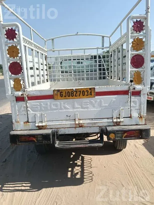 2013 Ashok Leyland Goods Carrier Truck - ટ્રક અને લોરી - ડીસા - Image 3