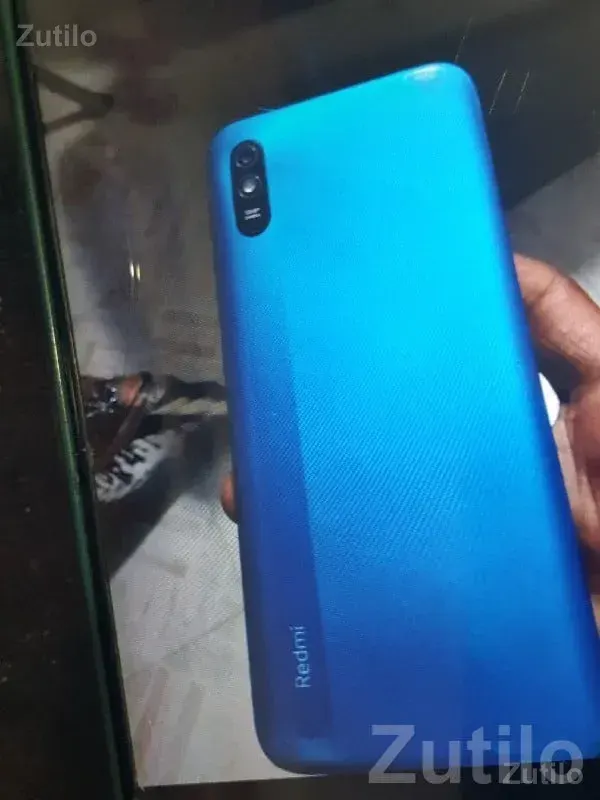 Redmi Blue Dual Camera Smartphone - મોબાઇલ ફોન - માંગ્રોળ - Image 2