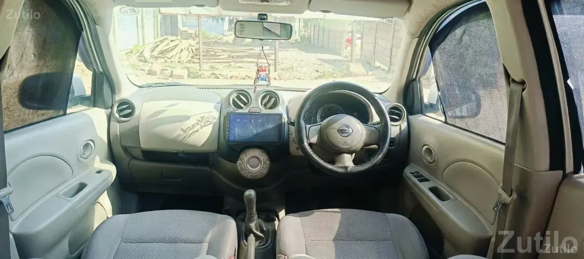 2011 Nissan Micra Silver Hatchback - કાર - અમદાવાદ શહેર - Image 4