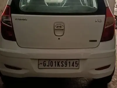Hyundai i10 Magna 1.1 2013 Petrol CNG